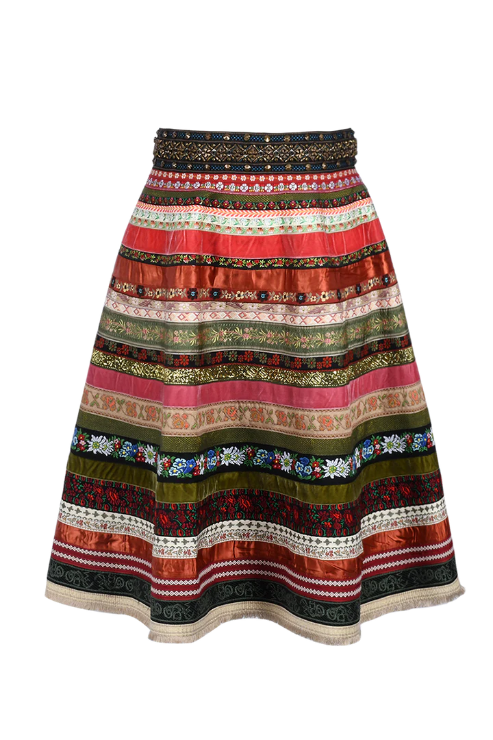 Dirndl v 70 cm - okouzlující volba
